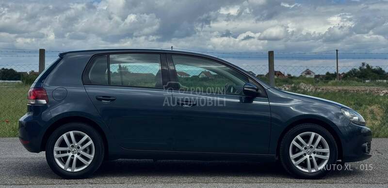 Volkswagen Golf 6 1.6 TDI / HIGHLINE