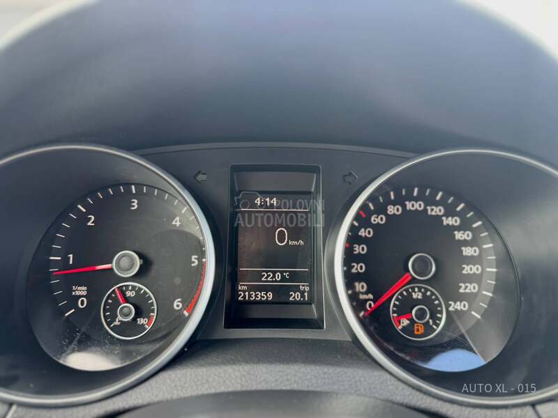 Volkswagen Golf 6 1.6 TDI / HIGHLINE