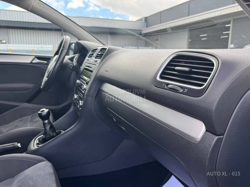 Volkswagen Golf 6 1.6 TDI / HIGHLINE