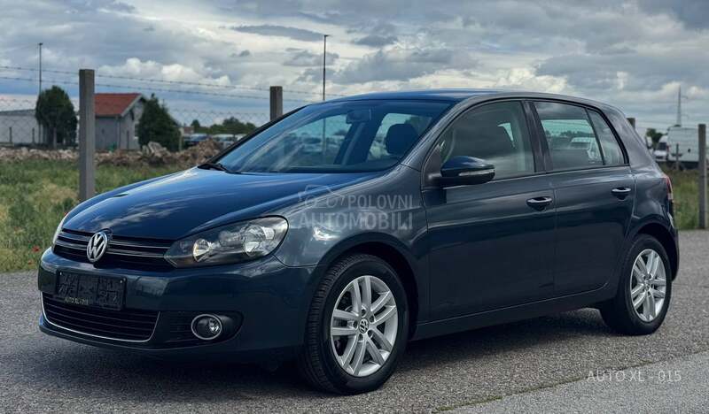 Volkswagen Golf 6 1.6 TDI / HIGHLINE
