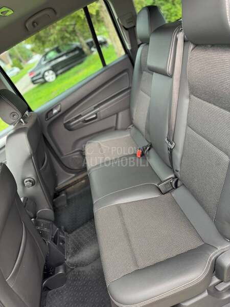 Opel Zafira 1.7 OPC Line