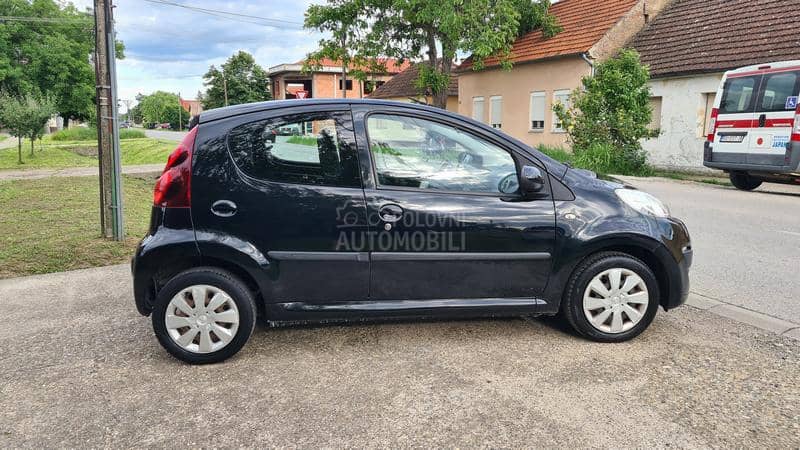 Peugeot 107 