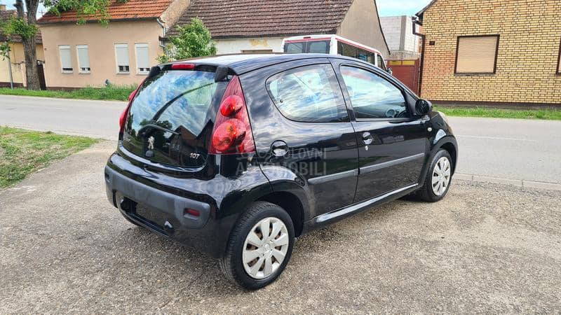 Peugeot 107 