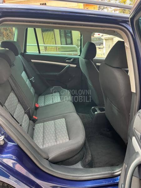 Škoda Octavia 1.6TDI4x4 ŠVAJCARSKA
