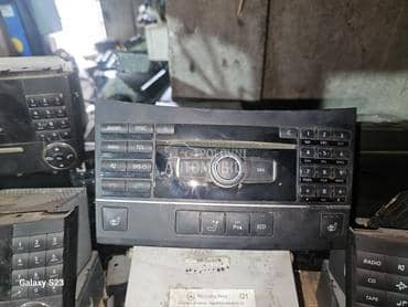 Radio Fabricki W212 za Mercedes Benz E Klasa