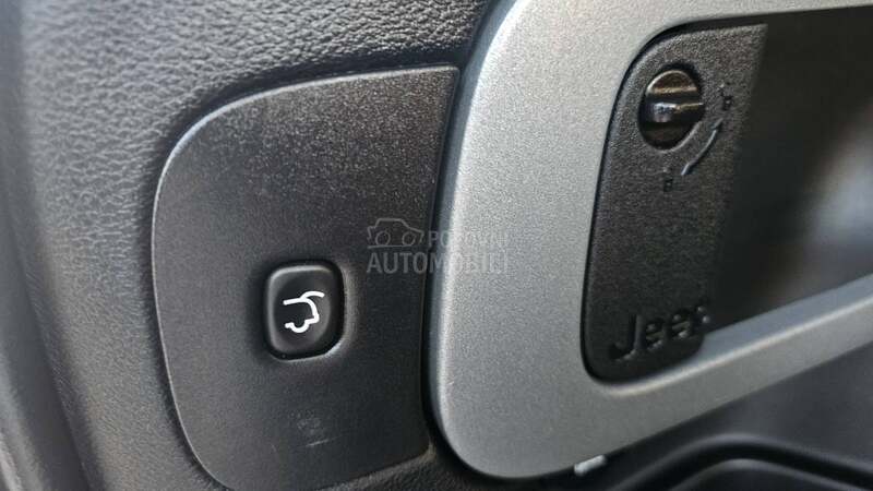 Jeep Cherokee 2.0 D 4x4 LIMIT/PANO