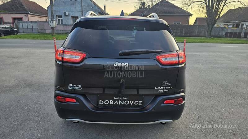 Jeep Cherokee 2.0 D 4x4 LIMIT/PANO