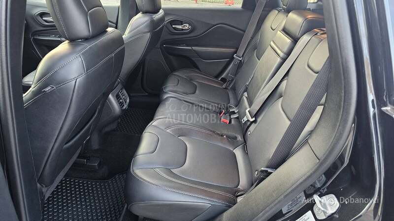 Jeep Cherokee 2.0 D 4x4 LIMIT/PANO