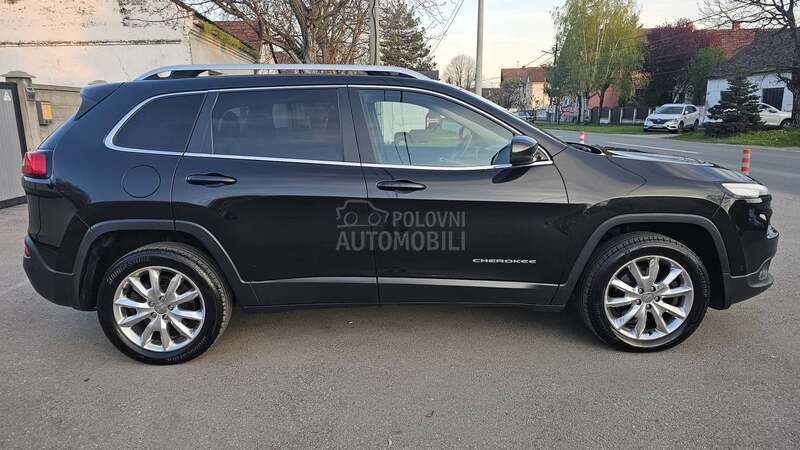 Jeep Cherokee 2.0 D 4x4 LIMIT/PANO