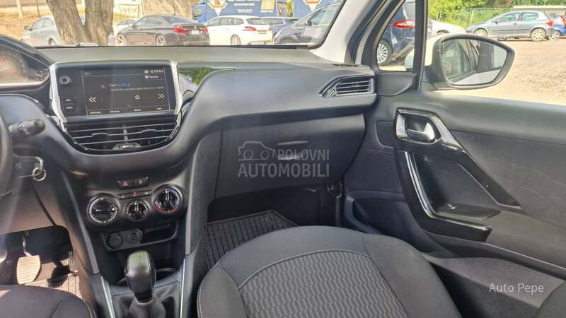Peugeot 208 1.6 BlueHDi