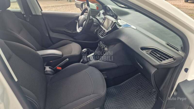 Peugeot 208 1.6 BlueHDi