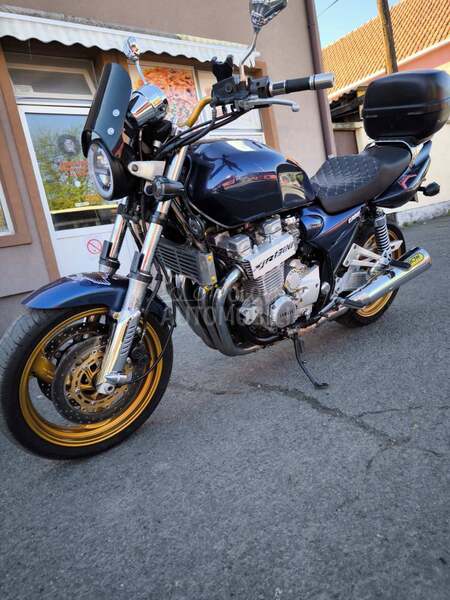 Yamaha XJR 1300