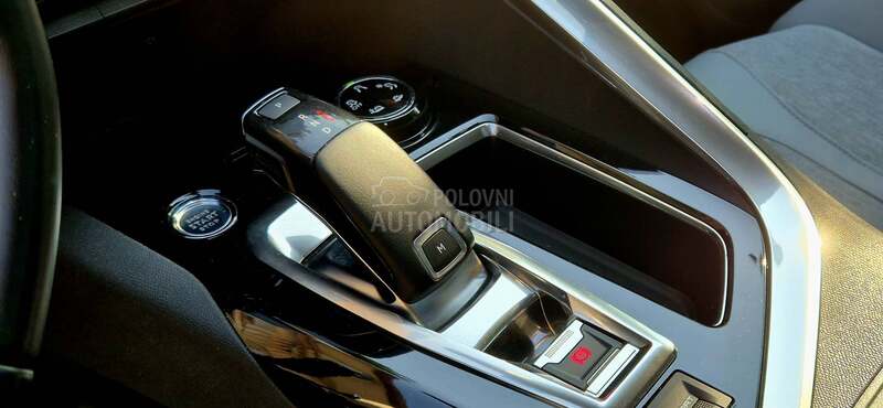 Peugeot 3008 ALLURE PAN0RAMA