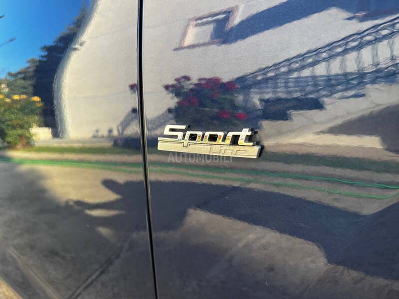 BMW 218 2.0