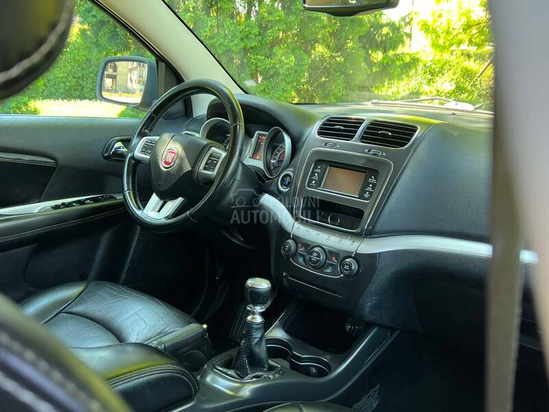 Fiat Freemont 