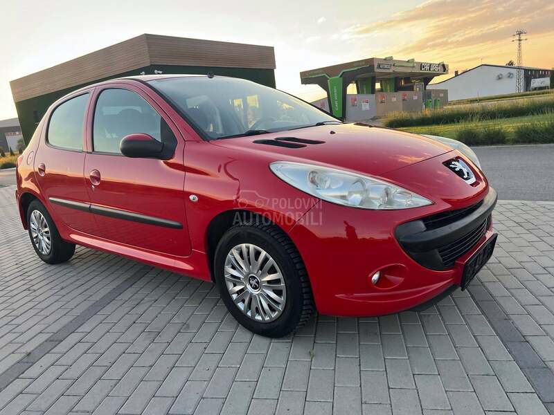 Peugeot 206 plus 1.1 OČUVAN
