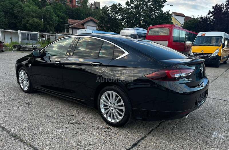Opel Insignia 2.0 GRAND SPORT OPC