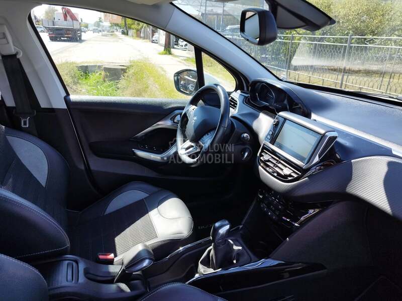 Peugeot 2008 1.5 BLUEHDI