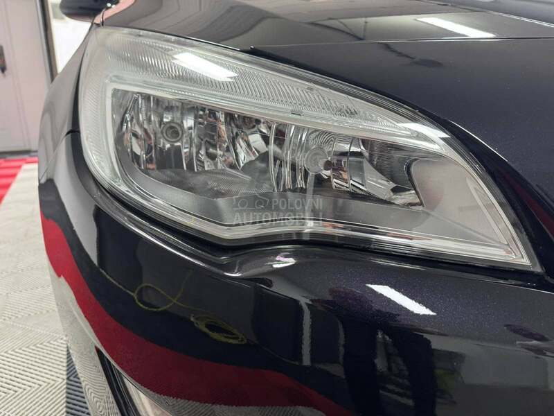Opel Astra J 1.4 turbo