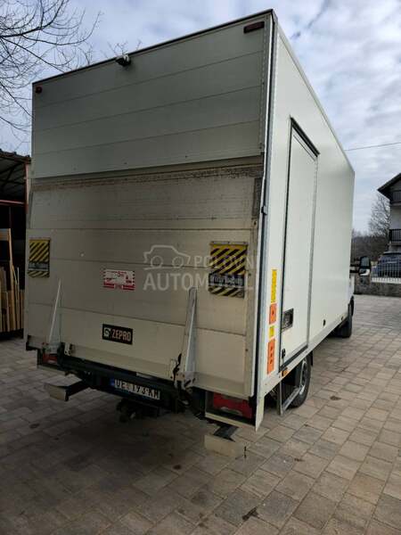 Iveco 35 
