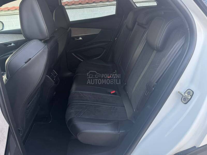 Peugeot 3008 1.5 blue-HDI gt