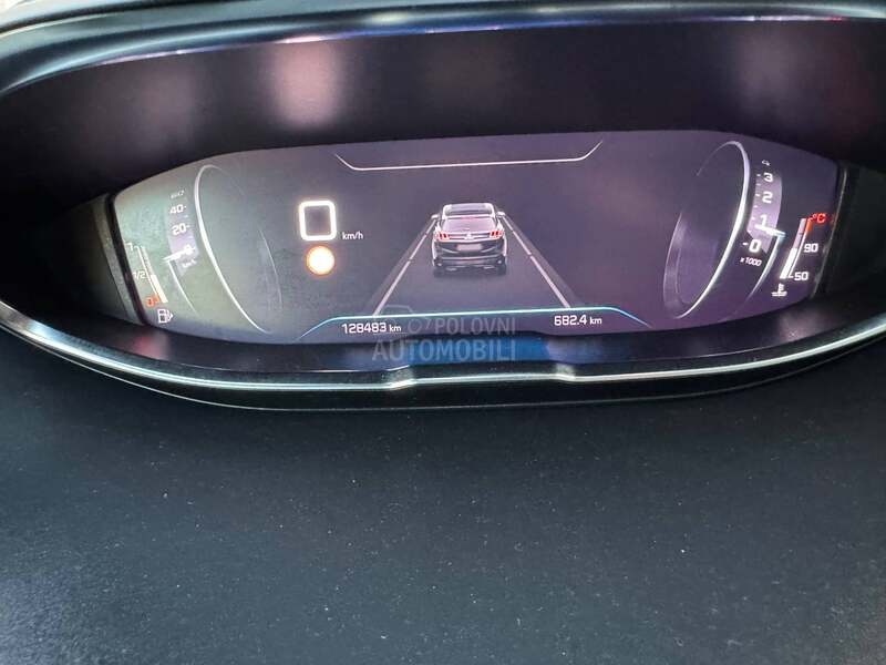 Peugeot 3008 1.5 blue-HDI gt