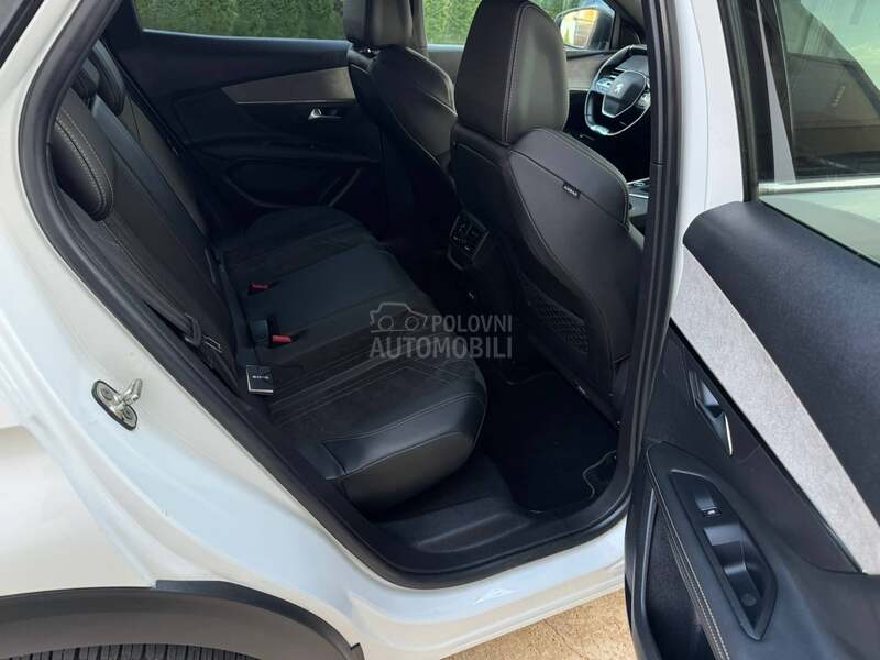 Peugeot 3008 1.5 blue-HDI gt