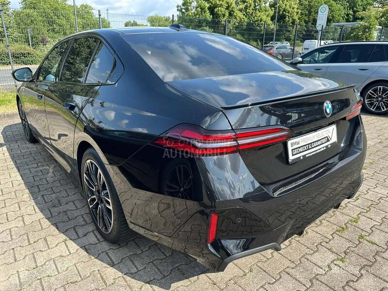 BMW 520 M ProPano Iconic HK
