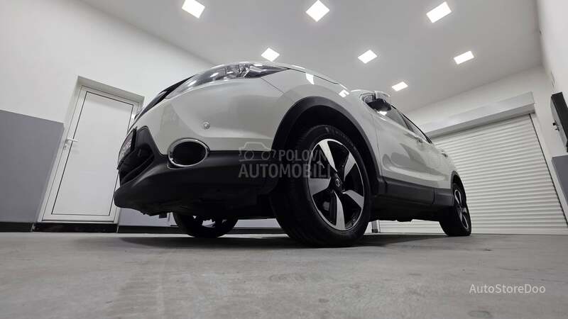 Nissan Qashqai 1.6 DIG-T N-connecta