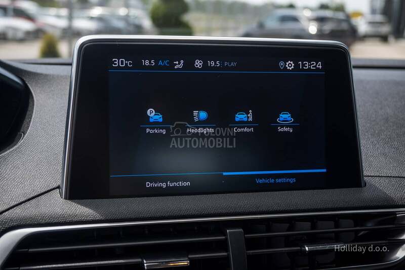 Peugeot 3008 1.5BlueHDI Aut Cam
