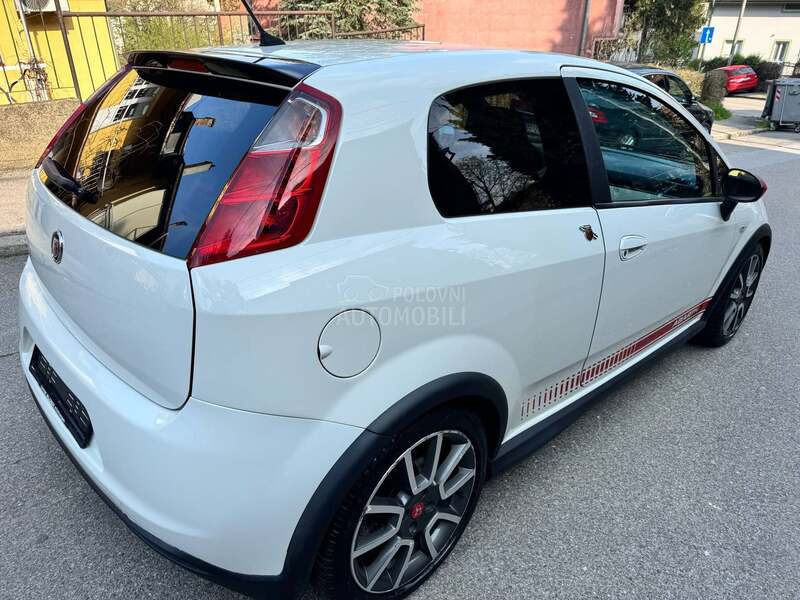 Fiat Grande Punto ABARTH