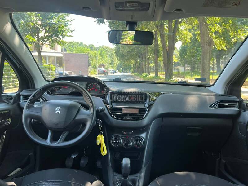 Peugeot 208 Access 1.0 E5