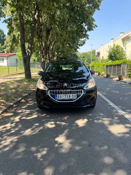 Peugeot 208 Access 1.0 E5