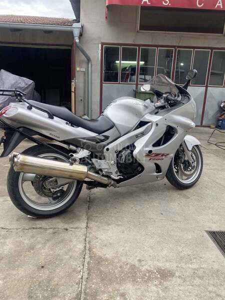 Kawasaki zzr