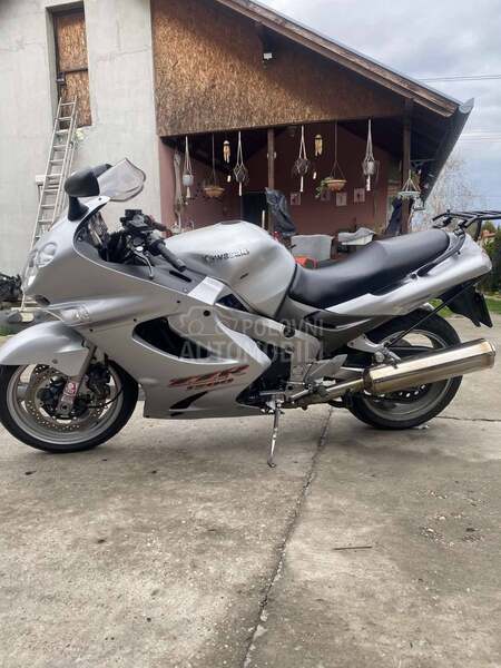 Kawasaki zzr