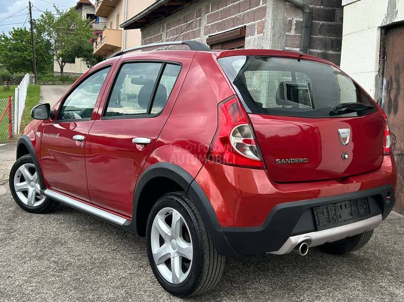 Dacia Stepway 1.6b VRH STANJE