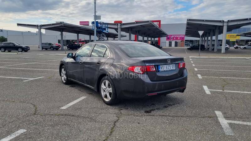 Honda Accord 2.0