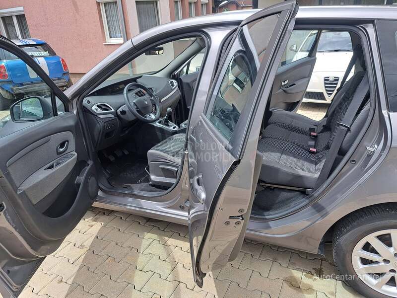 Renault Scenic 1.6 X-Mod G.A.S