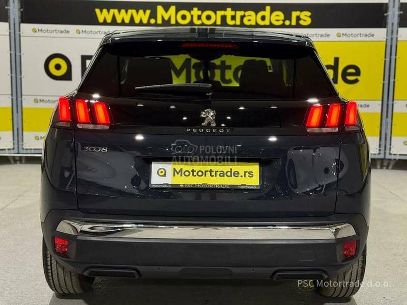 Peugeot 3008 Led/Virtual/EAT8 Peugeot 3008 Led/Virtual/EAT8