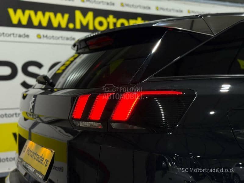 Peugeot 3008 Led/Virtual/EAT8 Peugeot 3008 Led/Virtual/EAT8
