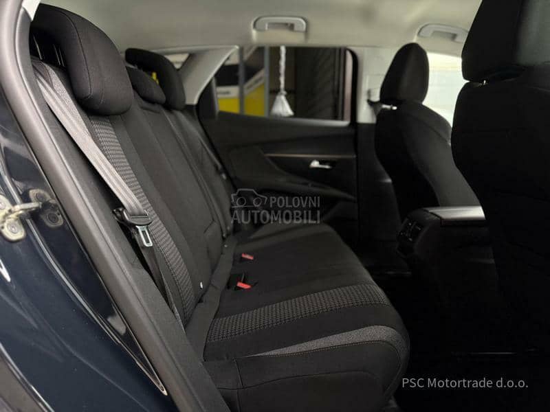 Peugeot 3008 Led/Virtual/EAT8 Peugeot 3008 Led/Virtual/EAT8