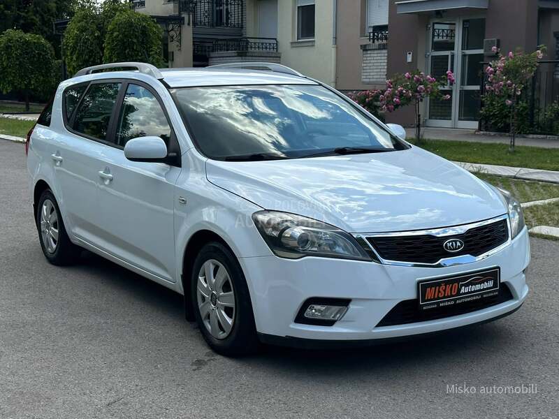 Kia cee`d 1.6 CRDI Auto CH