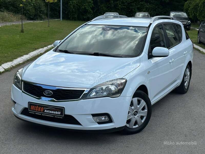Kia cee`d 1.6 CRDI Auto CH