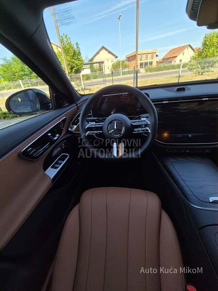 Mercedes Benz E 220 d 4matic AMG