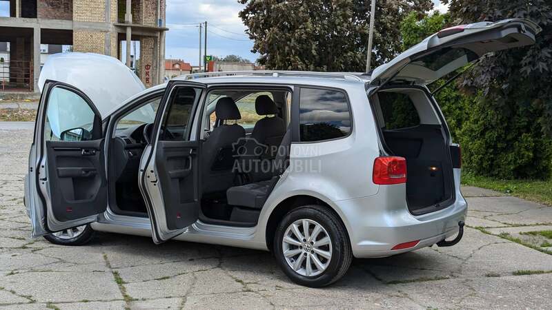 Volkswagen Touran 2.0 TDi /DSG/F.U.L