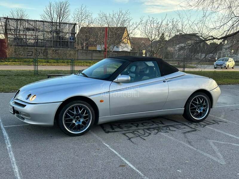 Alfa Romeo Spider 2.0 TWN SPARK