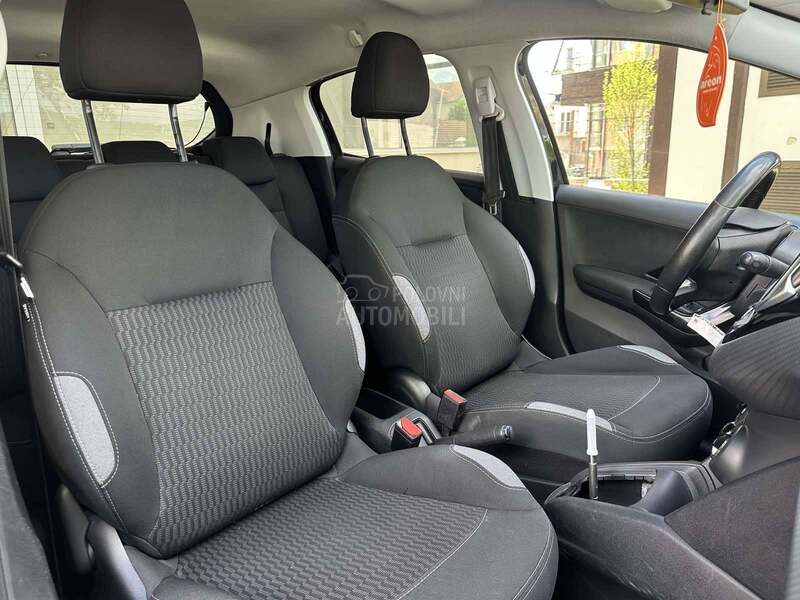 Peugeot 208 1.6 ALLURE CH