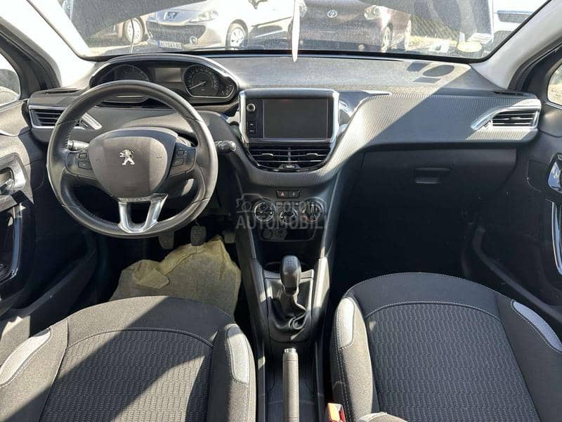 Peugeot 208 1.6 ALLURE CH