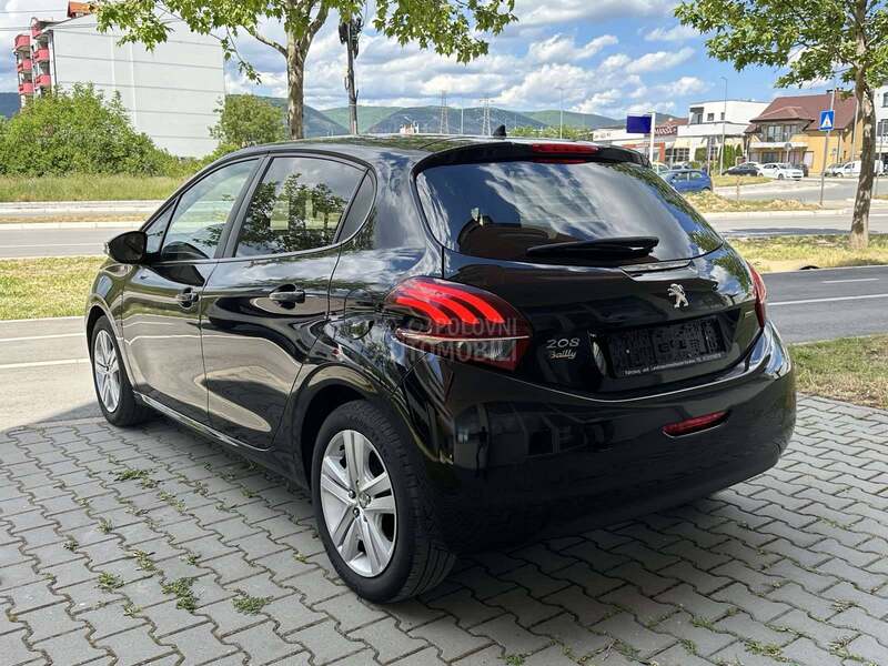 Peugeot 208 1.6 ALLURE CH
