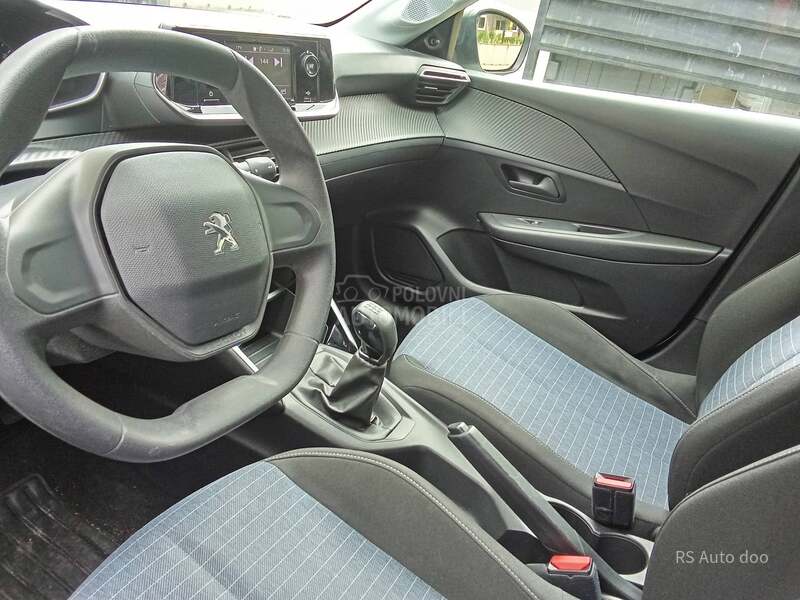 Peugeot 208 3,5,0,0,0,k,m